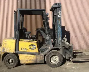 Chariot diesel yale gdp30tf v2445